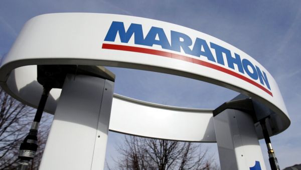 Fire erupts out of Louisiana Marathon Petroleum refinery, residents told to evacuate