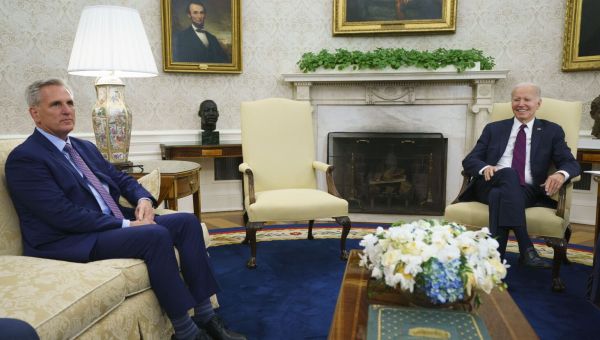 Opinion: Why the 14th Amendment can’t lift the debt ceiling