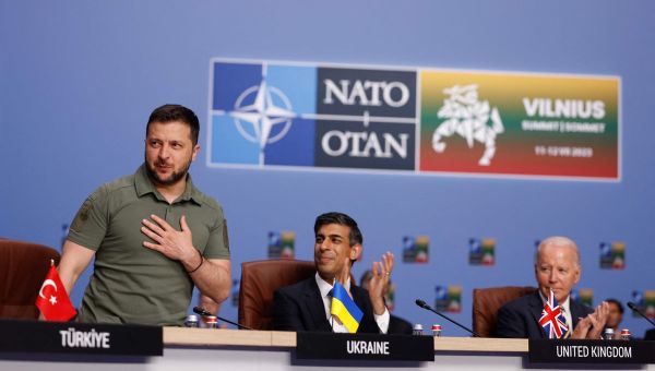 Ukraine Russia news – live: Senior Russian general fired after accusing defence ministry of ‘treachery’