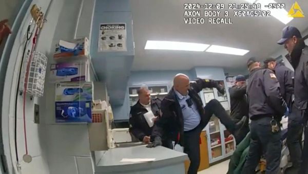 New York correctional officers pummeled handcuffed prisoner before death, footage shows