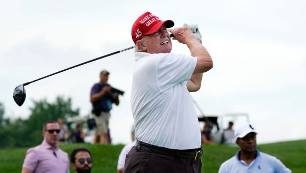 A $3,755 gold golf club gifted to Trump by the Prime Minister of Japan is one of several foreign gifts missing, House Democrats say