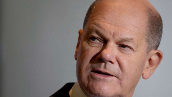 Russia has ‘stopped threatening to use nuclear weapons,’ Olaf Scholz says as Putin again threatens to use them