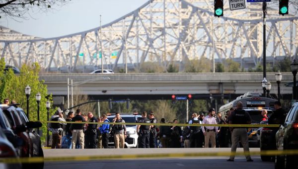 5 dead, 8 injured in Louisville shooting, police say