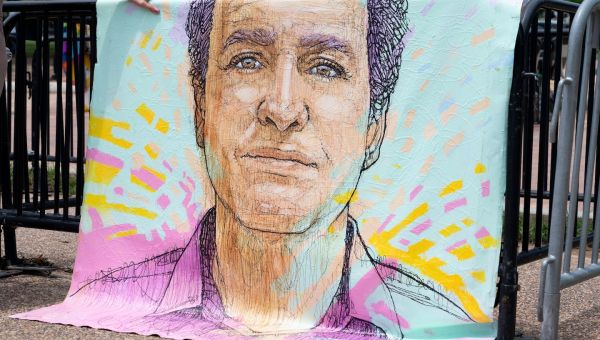 American teacher detained in Russia ‘left behind again’ in prisoner swap