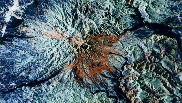 Leaked Pentagon docs show the shot-down Chinese spy balloon may have had a feature known as ‘synthetic aperture radar’ that can see through certain materials, WaPo reports