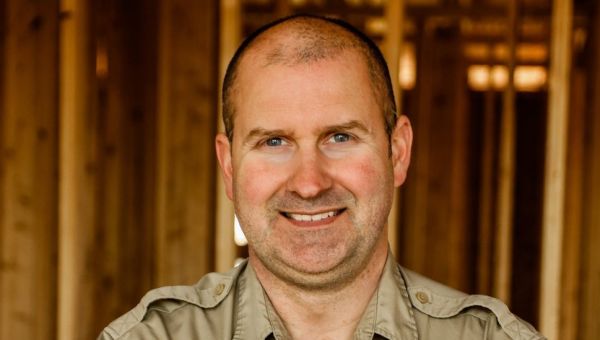 North Dakota state senator and his family die in plane crash