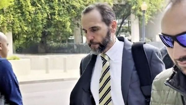 Judge Cannon ‘basically inviting’ Jack Smith to ask for her removal in new filing: expert