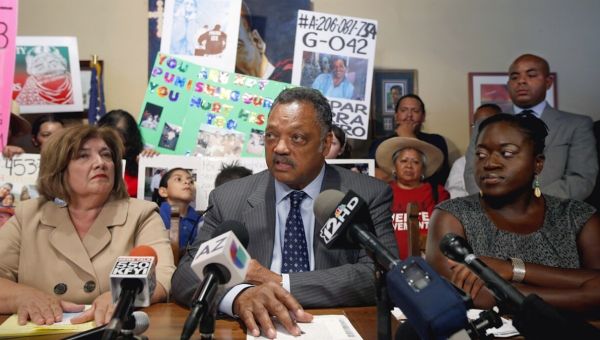 Jesse Jackson to retire from longtime civil rights leadership role