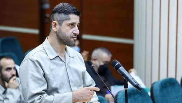Iran hangs two more protesters