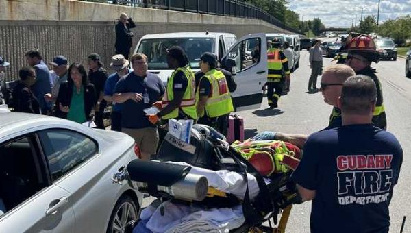 Press vans following VP nominee Tim Walz crash on Wisconsin interstate ahead of Labor Day speech