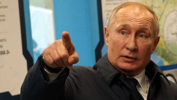 2 Russians sailed 300 miles across the Bering Strait to a remote island in Alaska to avoid Putin’s military draft