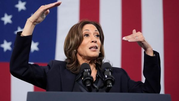 In Michigan, Harris works to solidify union support amid signs slippage to Trump