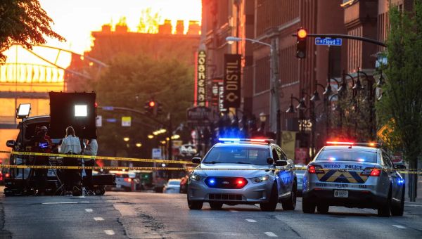 Louisville body camera video captured tense encounter between police and gunman
