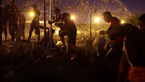 El Paso at ‘breaking point’ amid migrant surge: mayor