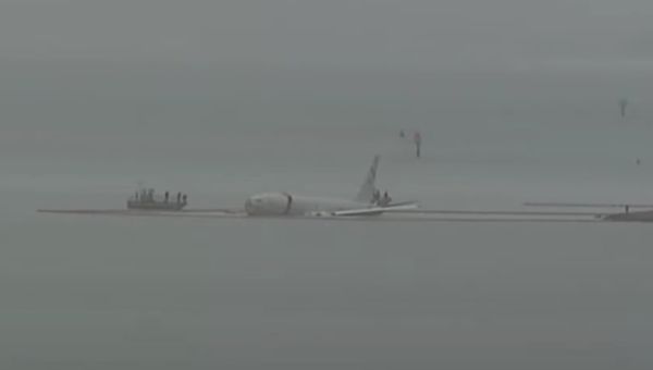 U.S. Navy Jet Crashes in Water Off Hawaii