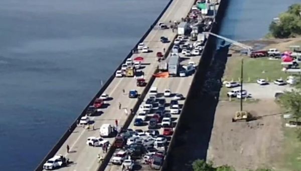 7 dead in 158-vehicle pile-up on Louisiana interstate