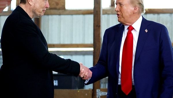 Trump Tells Musk: Stay as Long as You Want
