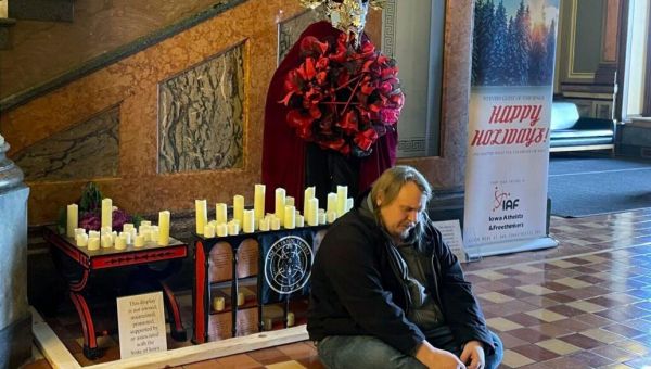Man charged with hate crime for destroying Iowa Capitol Satanic display