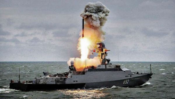 New Ukraine Video Shows Russian Cruise Missile Shipment Attacked