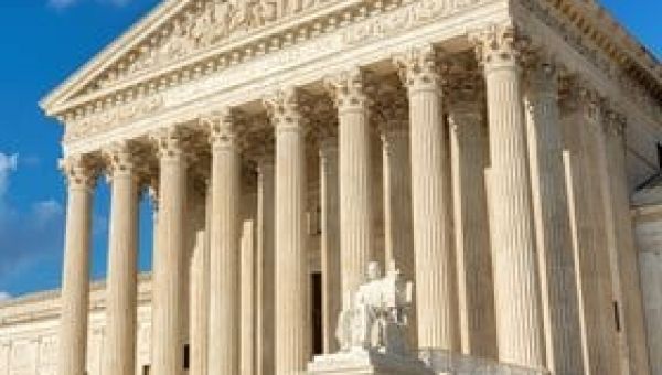 WH Seeks Proceedings Block on DOGE Records Suit