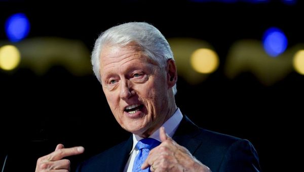 Bill Clinton leaves hospital after getting treatment for the flu