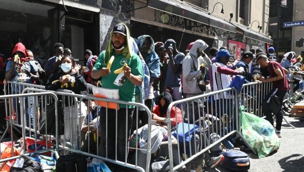 Poll: Biden, Hochul, Adams hurt by migrant crisis