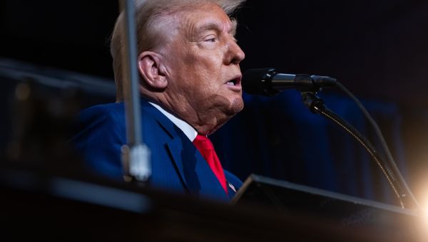 In speech, Trump repeatedly insults Jewish Americans who back Democrats