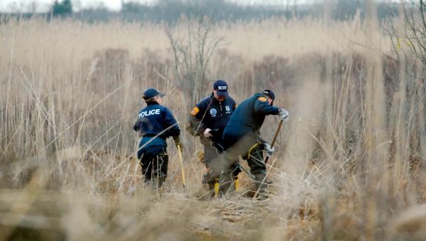 Burner phones and search history led police to Long Island killings suspect