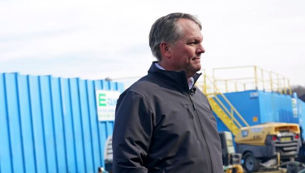 Norfolk Southern CEO to Pledge Change at Senate Hearing on Ohio Train Derailment