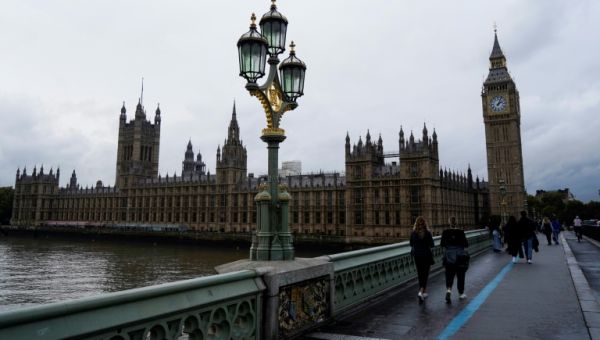 China trying to headhunt UK citizens, says UK govt