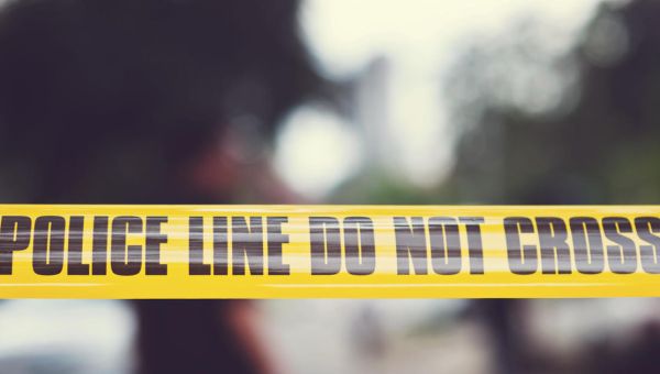 2 Florida officers hospitalized after shooting; 2 suspects being sought