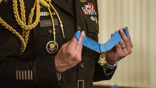 Biden to award Medal of Honor, Medal of Valor to Army vets and first responders