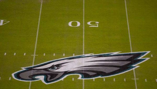 Eagles speak out on Philadelphia plane crash just days before playing in Super Bowl LIX