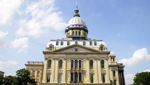 Illinois has 19 electoral votes. Here’s how the Electoral College works for the state