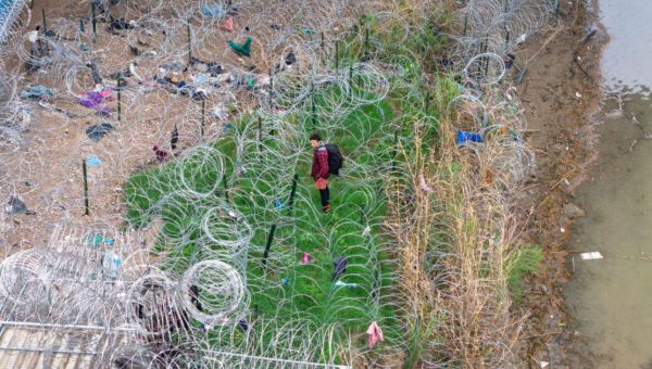 Alito extends order barring Texas from detaining migrants under SB4 immigration law for now