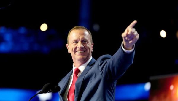 Eric Schmitt withdraws from Trump attorney general consideration to remain in Senate