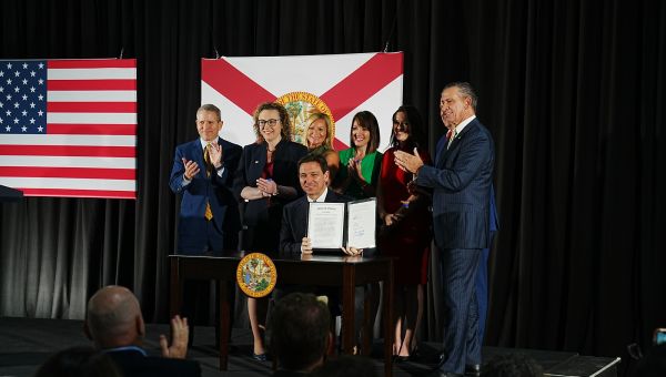 DeSantis Signs Bills Banning Central Bank Digital Currency, Protecting Gun Owner Rights