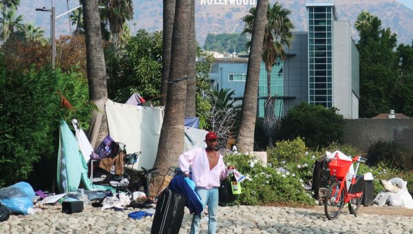 California Governor Releases Guidelines for Clearing Homeless Encampments