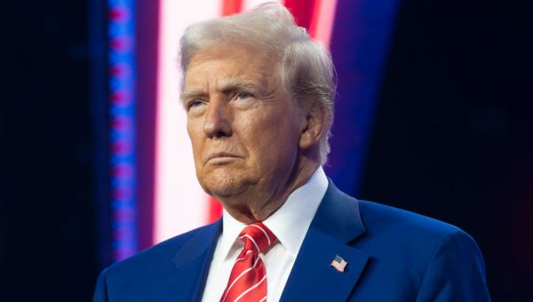 Trump Seeks Delay of New York Sentencing With Appeal