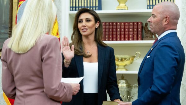 Federal Prosecutor Launches Probes of New Jersey Governor, Attorney General