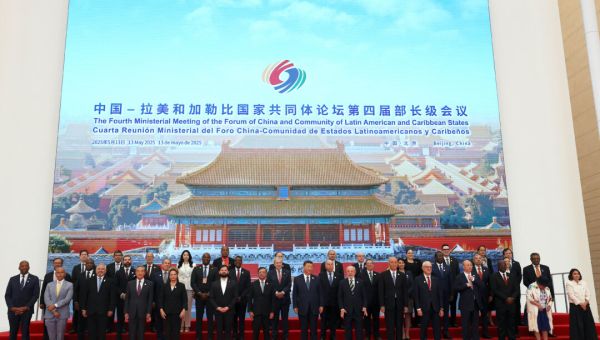 Brazilian President Visits China, Signs Tens of Billions in Deals With Beijing
