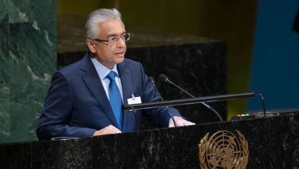 Chagos Islands: UK's last African colony returned to Mauritius