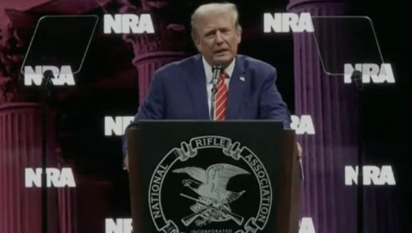 Donald Trump’s New York Gun License Reportedly To Be Revoked * 100PercentFedUp.com * by Danielle