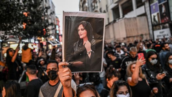 Coldplay Lights a Fire Under Iranian Protest Anthem