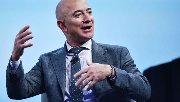 Jeff Bezos Reshapes Washington Post Op-Ed Section, Wins Musk’s Praise but Loses Editor