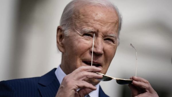 Joe Biden shuts down vital trade route to help migrants cross border