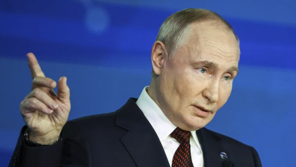 Putin congratulates Trump and says he’s ‘ready’ to engage in dialogue