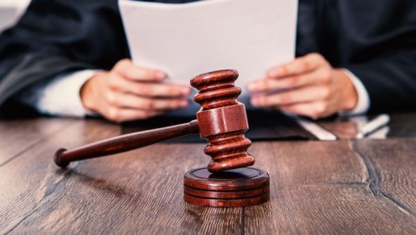 Pro-Life Flight Attendant Asks for Contempt Ruling Against Southwest