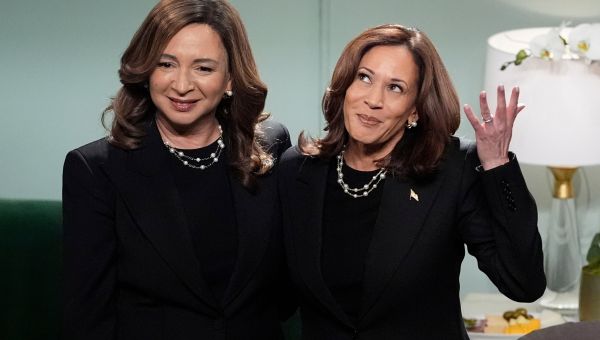 Harris appears on ‘Saturday Night Live’ as mirror image of Maya Rudolph