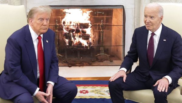 Body Language Expert Tells Us Biden Can’t Mask Dark Feelings About Trump During Sitdown – Nicki Swift